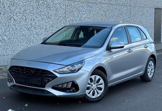 Hyundai i30 1.4i 2021 Airco Start/Stop Faible Km Led  ...