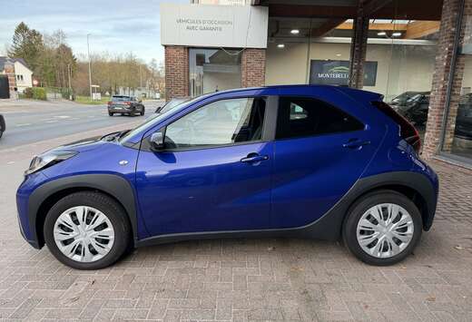 Toyota X 1.0i VVT-i play CVT***9 ANS DE GARANTIE***