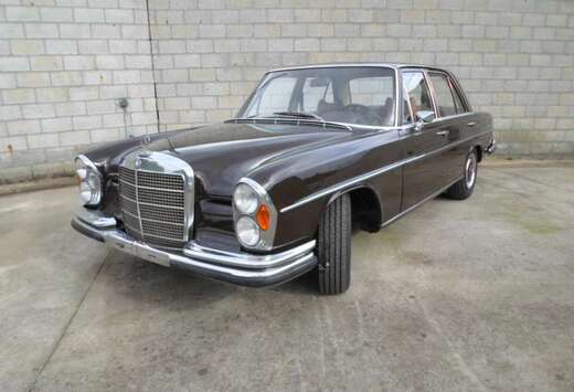Mercedes-Benz W108  // 280 SE// 3.5  V8