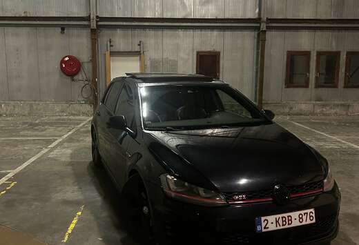 Volkswagen 2.0 TSI DSG // Full Option