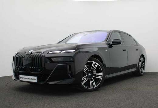 BMW M SPORT - SKY LOUNGE - ICONIC