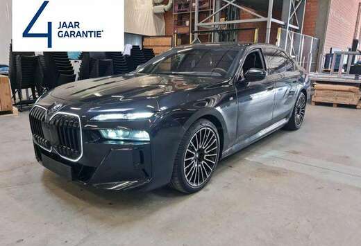 BMW M SPORT - SKY LOUNGE - FULL