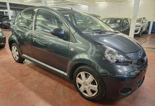 Toyota Aygo 1.0i VVT-i