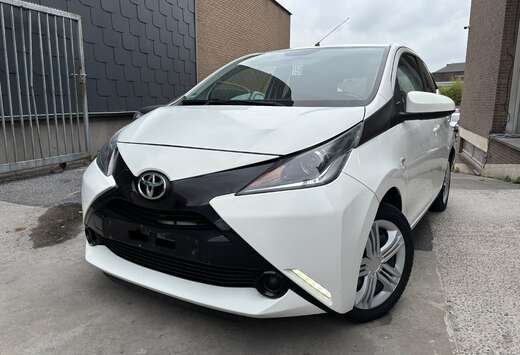 Toyota 1.0i VVT-i Business//2019//tres belle//ct ok