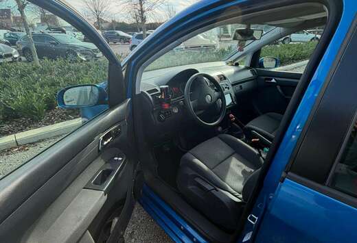 Volkswagen Touran 1.6i B2B Base