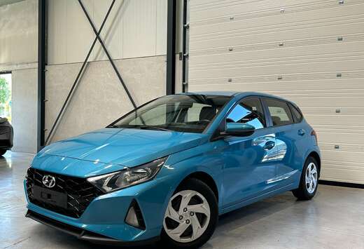 Hyundai 1.0 T-GDi Twist DCT - CarPlay Camera LaneAssi ...