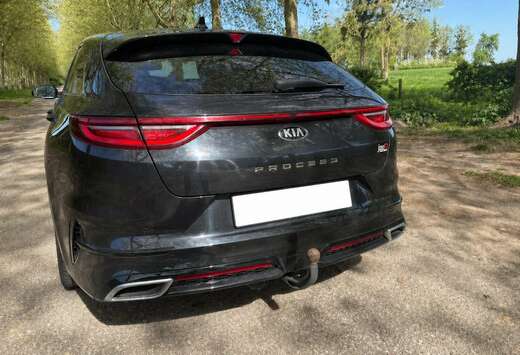 Kia ProCeed 1.6 CRDi GT-Line DCT ISG