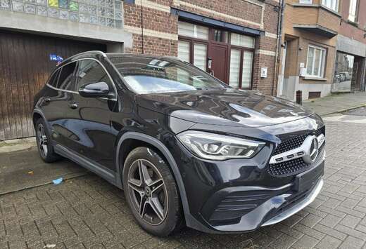 Mercedes-Benz GLA 200 7G-DCT AMG Line