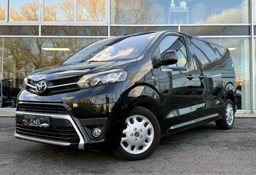 Toyota 8 ZIT PLAATSEN / LEDER / CARPLAY / ZETELVERWAR ...