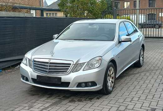 Mercedes-Benz E 220 CDI DPF BlueEFFICIENCY Automatik