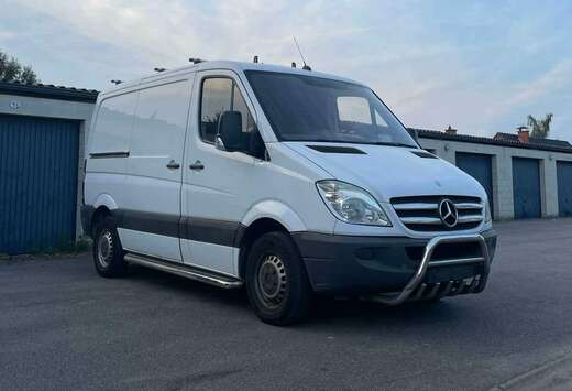 Mercedes-Benz 210 CDI Sprinter 906.211 EEV