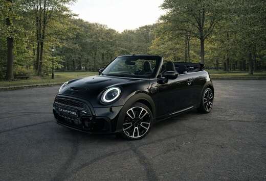 MINI JCW PAKKET  APPLE CARPLAY  AUTOMAAT  UNION JACK
