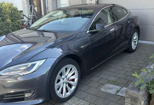 Tesla 75D - Free Supercharge+ Free Premium Connectivy