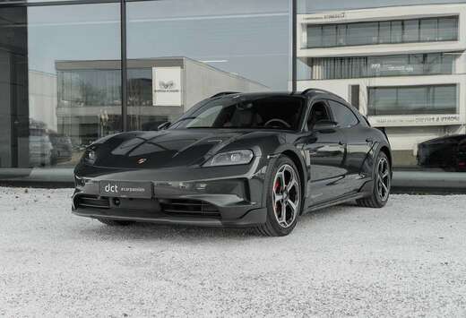 Porsche Cross Turismo 4S Burmester Offroad Design Mas ...