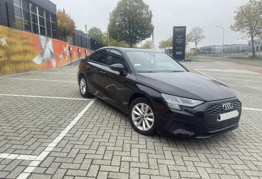 Audi Sedan 30 TFSI