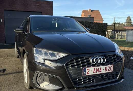 Audi 30 TFSI Sportback S tronic design