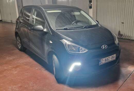 Hyundai 1.0i Blackline