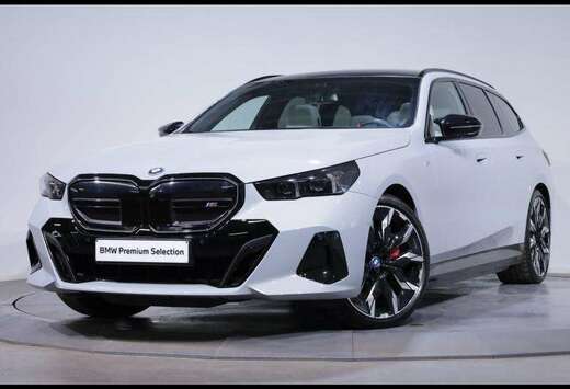 BMW M60 xDrive Touring Kit M Sport