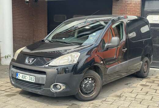 Peugeot 1.6 HDi L1H1 / 2011 / eu4 / 275.000km..