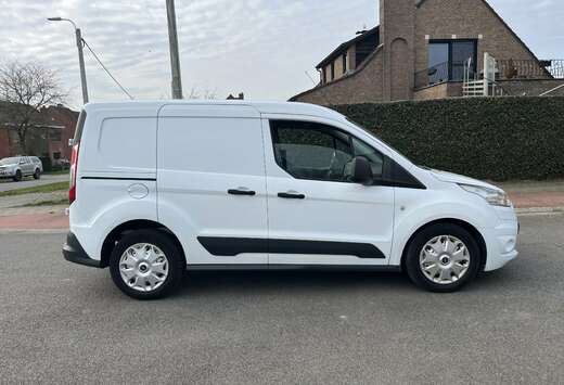 Ford T230 1.6 TDCi 3 places 1er main