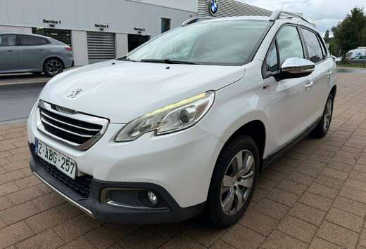 Peugeot 2008 1.2i  Style 2015