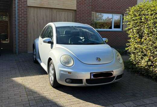 Volkswagen New Beetle 1.4i