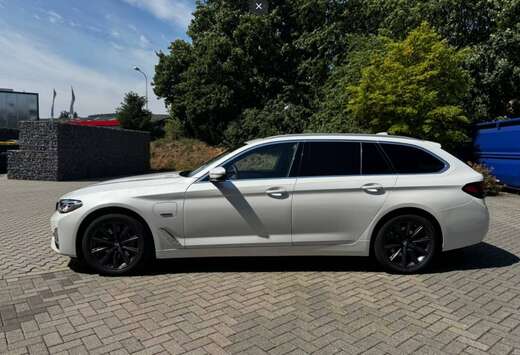 BMW 530e Hybride Pano dak Laser HeadUp Trekhaak Adapt ...