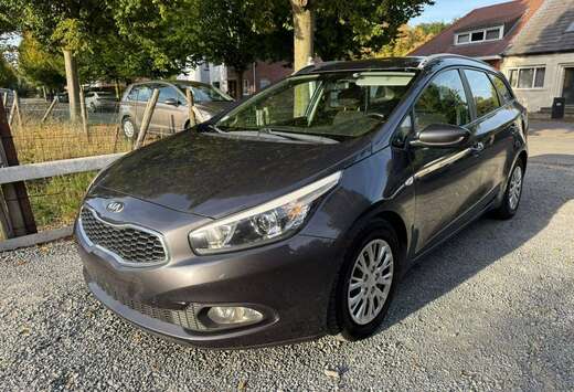 Kia Cee\'d 1.6 CRDi World Edition
