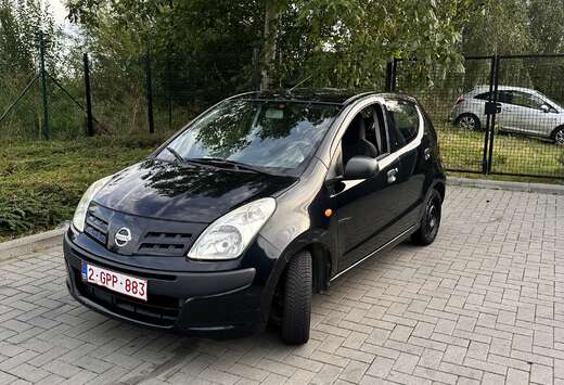 Nissan 1.0i Acenta