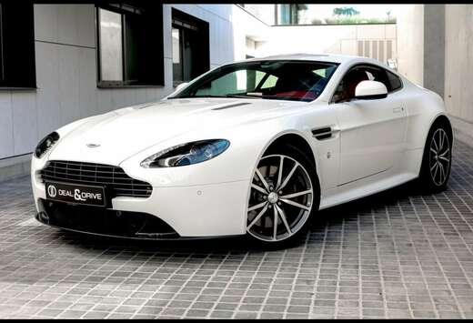 Aston Martin Vantage S COUPE SPORTSHIFT IISTRATUS WHI ...
