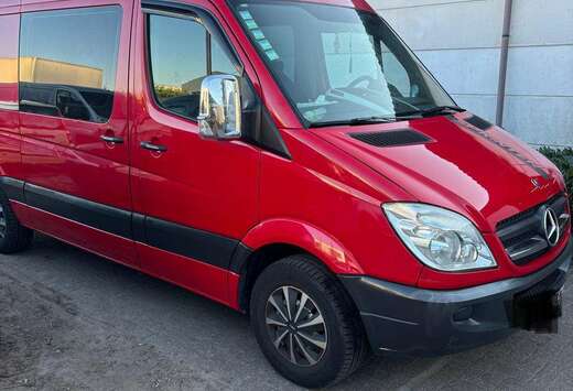 Mercedes-Benz Mercedes-Benz Sprinter 316  2012  7 pla ...