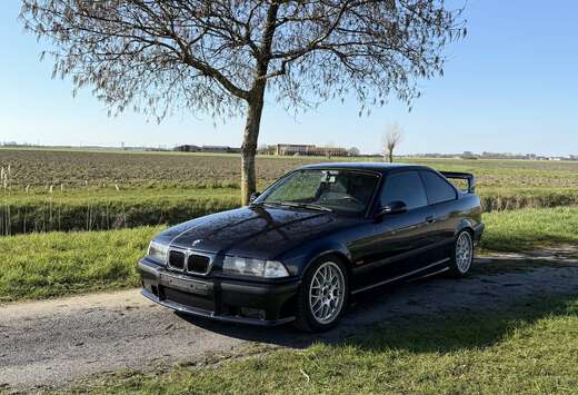 BMW 318is Sport Edition