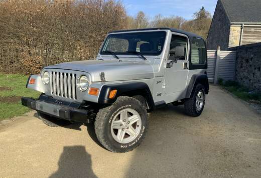 Jeep 2.5i Sport