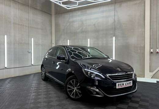 Peugeot HATCBACK/AUTOMAAT/PDC/SFEER/NAVI