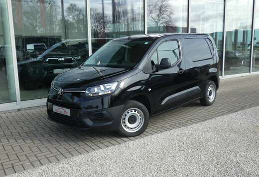 Toyota 1.5D 102pk +Trekhaak +Cargo pack +Schuifdeur + ...