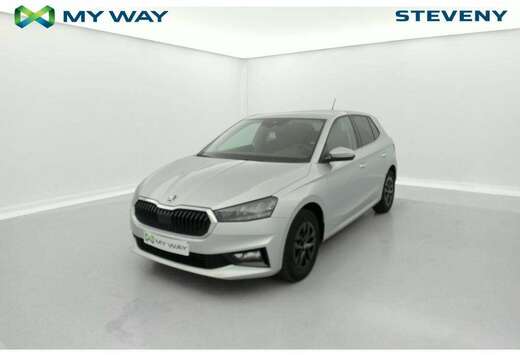 Skoda Fabia 1.0 TSI Selection DSG