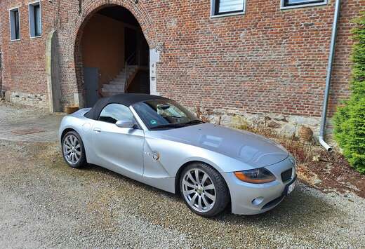 BMW Z4+2.2i+24v