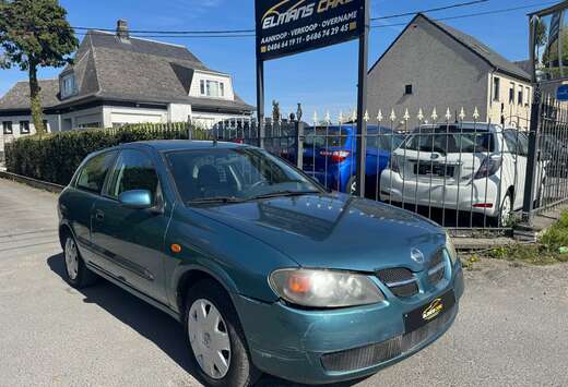 Nissan Almera 1.5i // Airco // Attache Remorque