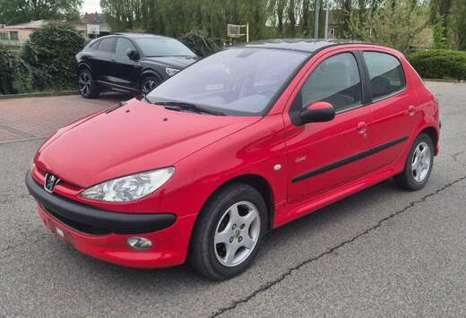 Peugeot 1.4i XT Crystal PRT  IMMATRICULÉ