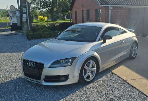 Audi Coupe 3.2 quattro S line