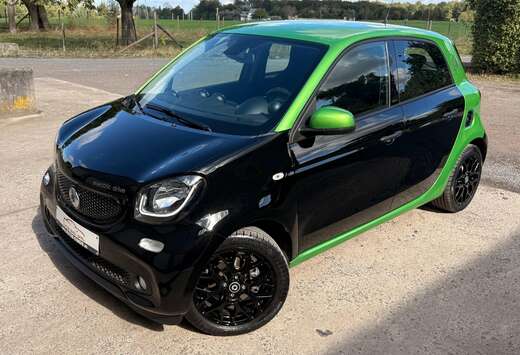 Smart Forfour 17.6 kWh Electric drive Passion, Navi,  ...