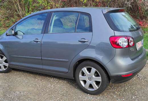 Volkswagen Golf Plus 1.9 TDI DPF DSG Tour