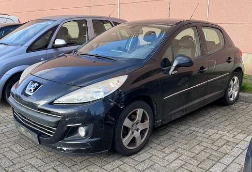 Peugeot 1.6 HDI  Airco  Handelaar