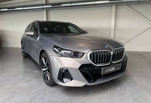 BMW Touring 520iA MHEV - M-PAKKET - TREKHAAK - 20\
