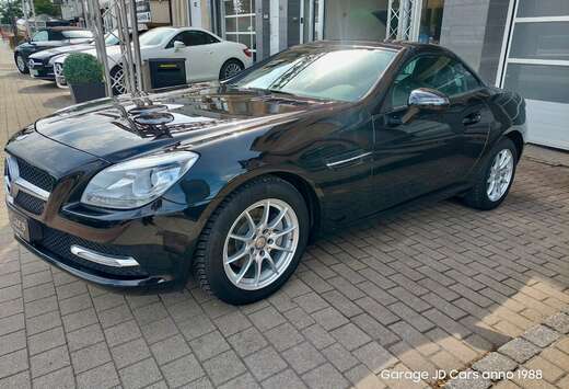 Mercedes-Benz SLK 200 \