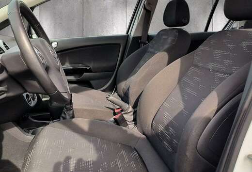 Opel Corsa 1.3 DT CDTi 16v Silverline Easytronic