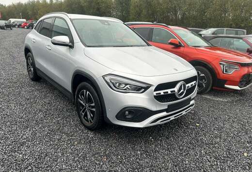 Mercedes-Benz GLA 180 d Essential Line