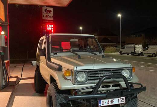 Toyota land cruiser hzj 73 4.2 td