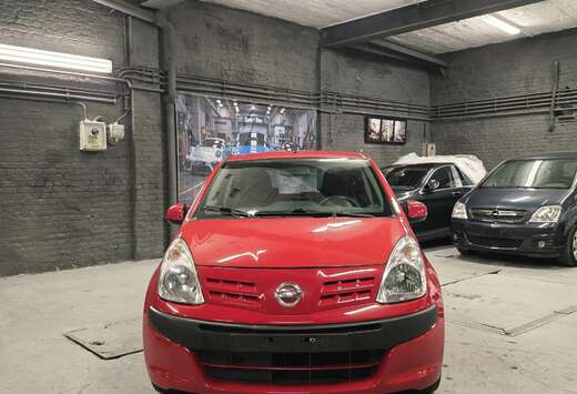 Nissan P1.0i prête à immatriculer