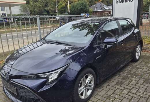 Toyota Corolla 1.8 Hybrid Dynamic